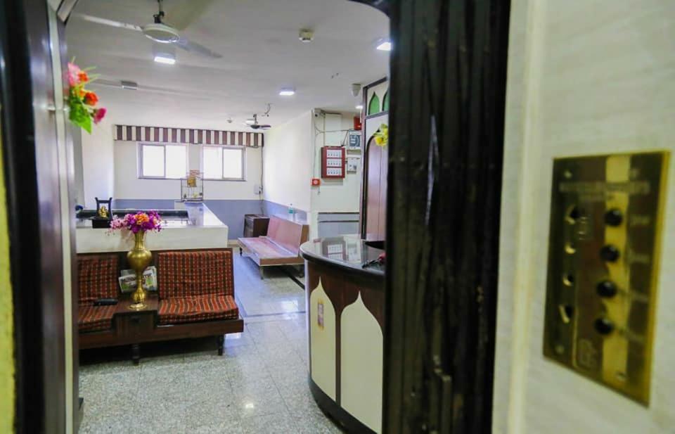 Hotel Happy Home 뭄바이 외부 사진