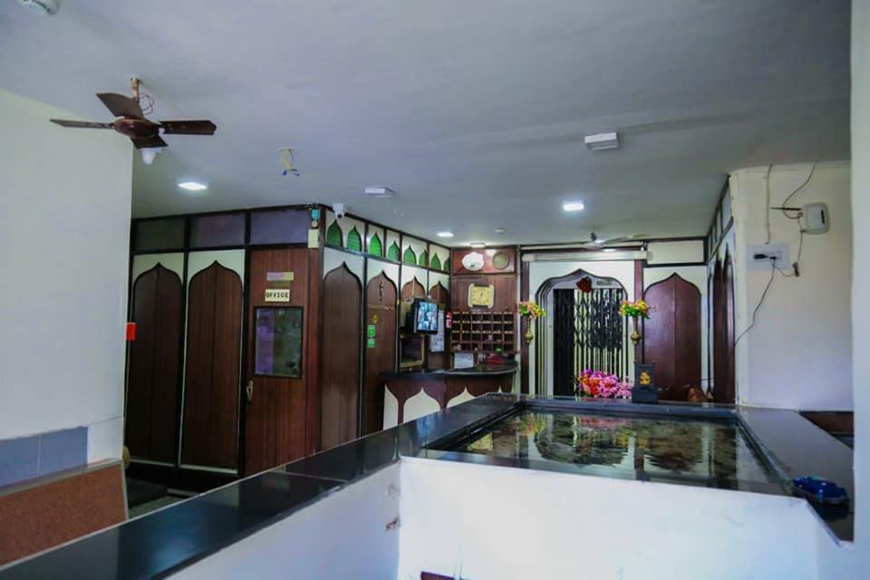 Hotel Happy Home 뭄바이 외부 사진